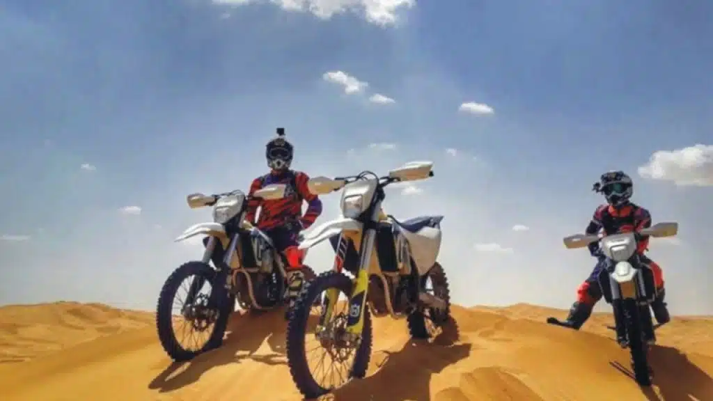desert-motorcycle-tour-in-dubai