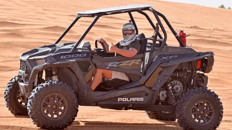 Read more about the article Dune Buggy Dubai vs Quad Bike Tours: Which is Right for You?