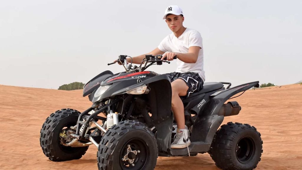 Quad-bike-tour-in-dubai